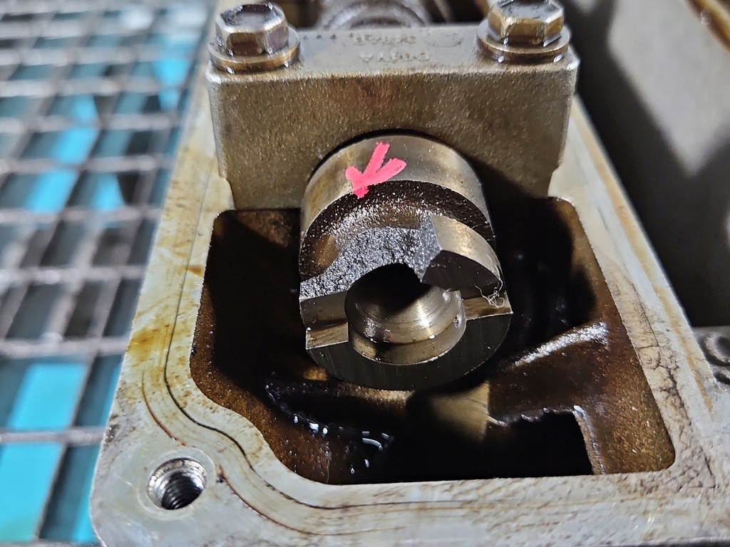 фото №15, Головка валы kpl volvo v50 s40 ii 1.6b 16v