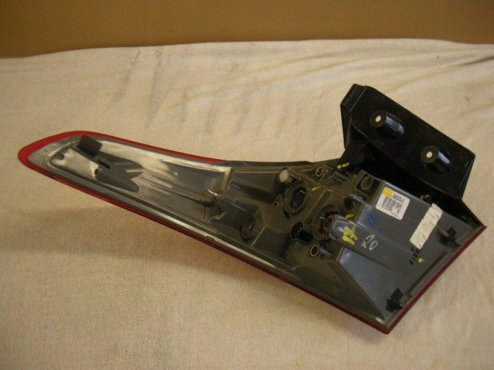 фото №4, Hyundai i30 2012 hb лампа права задня