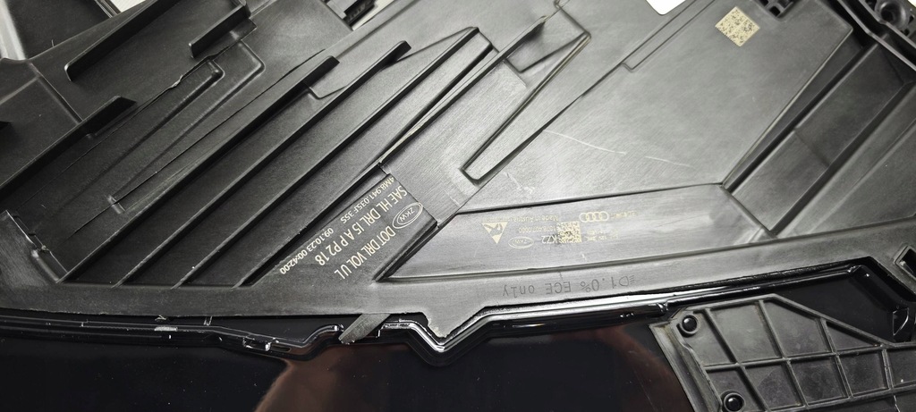 фото №9, Audi q8 sq8 4m8941035f full led matrix 4m8 левый лампа левая usa