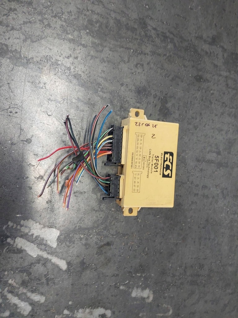 фото №1, Блок керування / модуль фаркоп буксирувальний ecs electronics 5f001