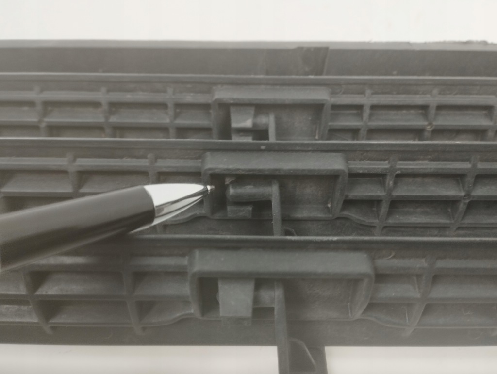 Воздуховод воздуха zaluzia шторка nissan juke ii f16 214216pdoa Цена