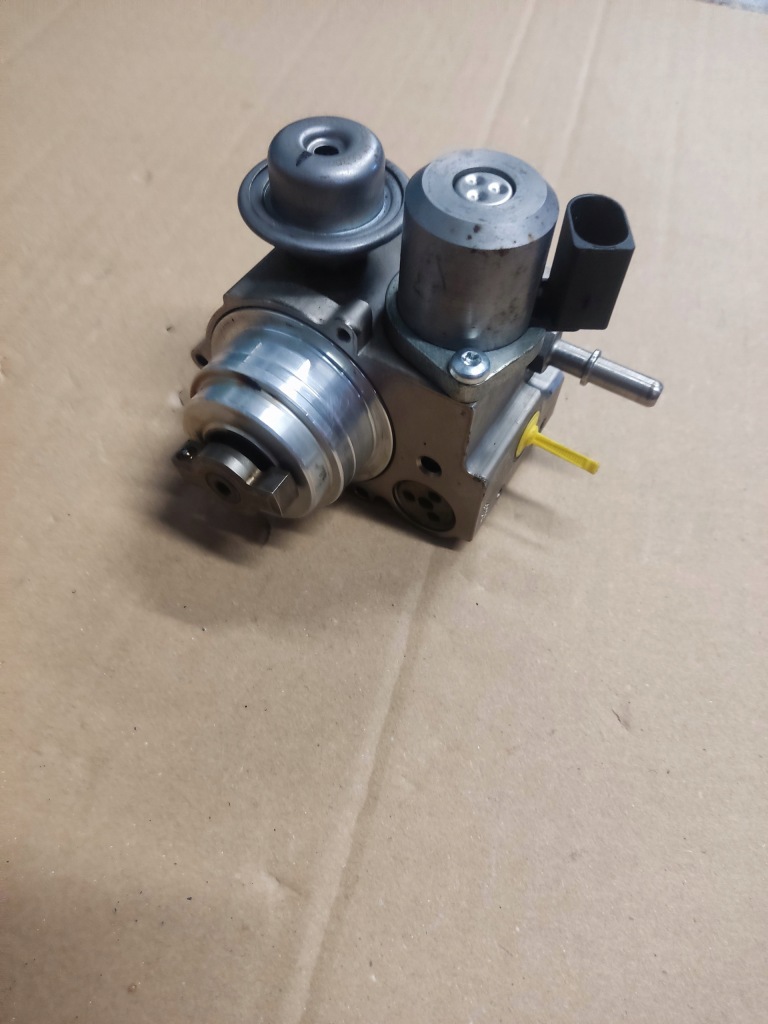 Насос топлива citroen peugeot mini 1.6 thp 5888798003c Оригинал