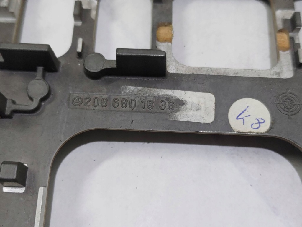 Панель dekor рамка рычаг переключения передач mercedes w208 clk 2086801836 Недорого