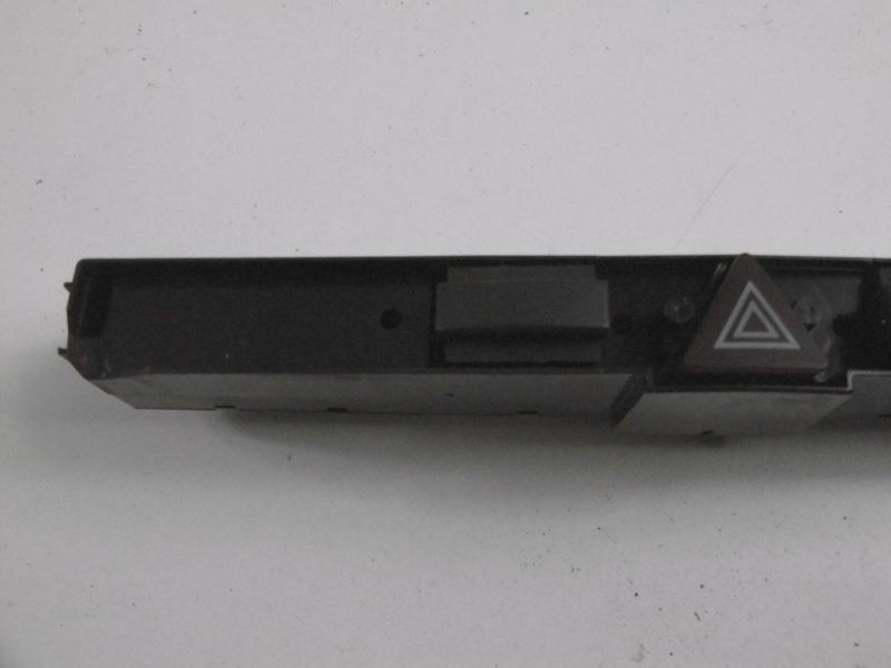 фото №9, Opel astra 3 iii h выключатель света аварийных 13100105 xf gm