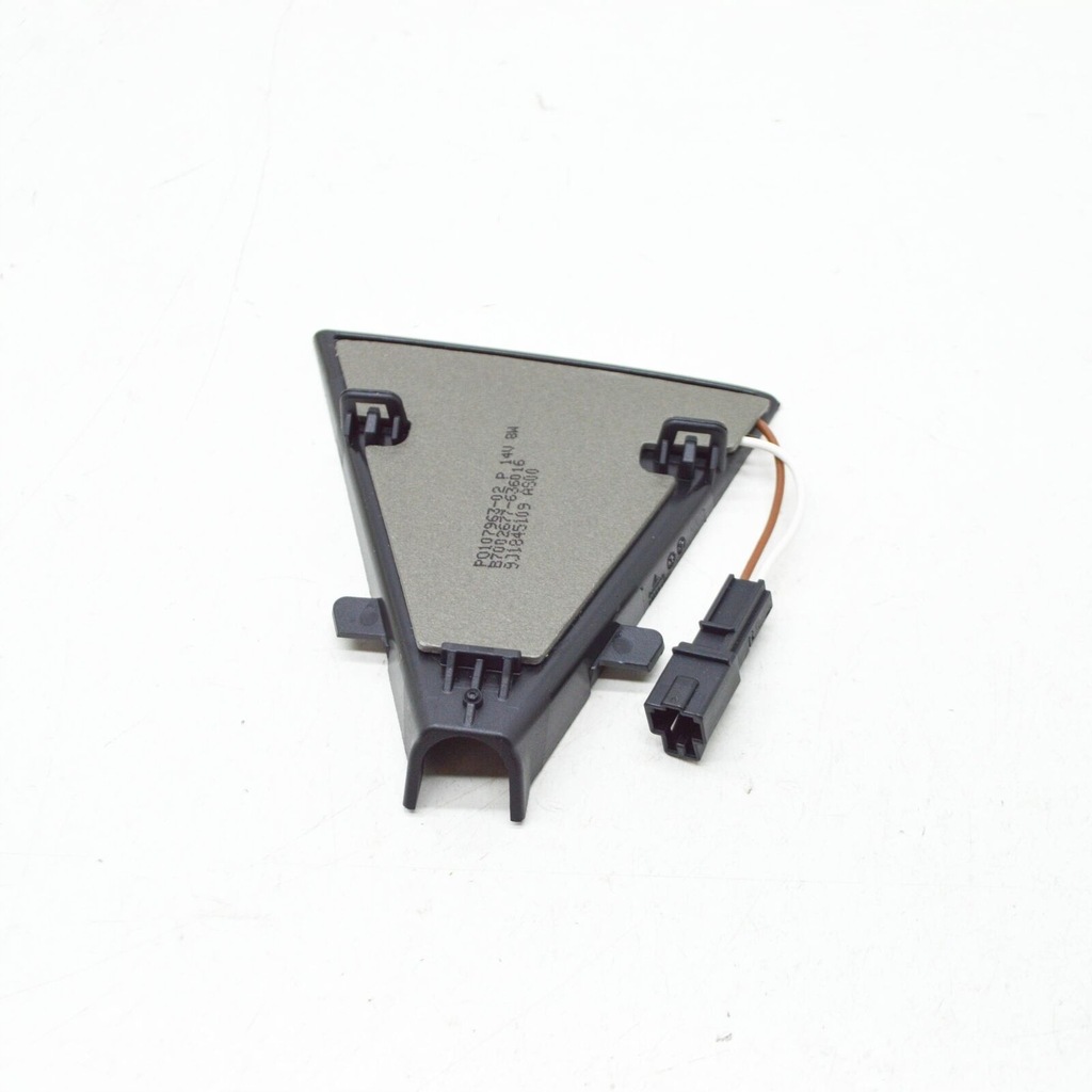 фото №7, Porsche taycan rear window камера panelcover trim 9j1858066a