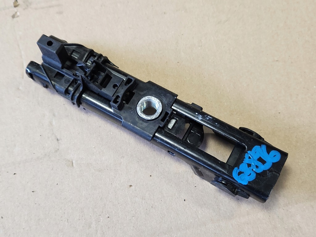 фото №1, Регулювання ременів vw golf vii octavia rapid toledo 8v0857819a oryg.