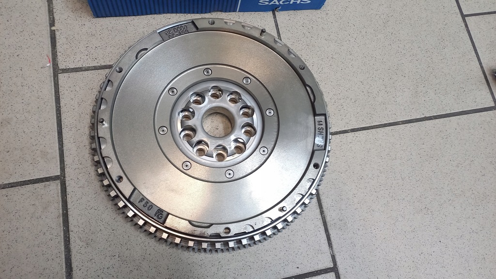 фото №10, Колесо двухмассовый сцепления volvo 2294 001 332