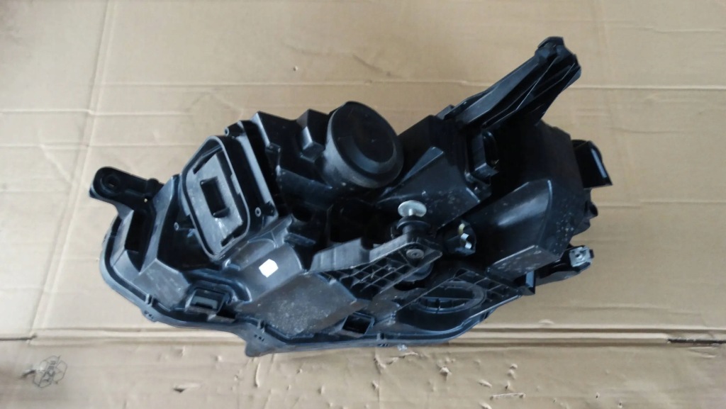 фото №7, Лампа правый перед 3g1941036p vw passat b8