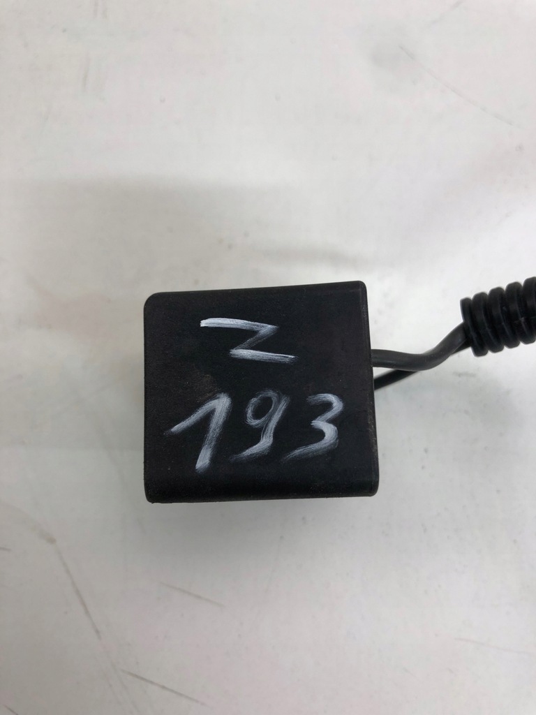 фото №6, Toyota rav4 iv poduł реле конденсатор 82930-42010