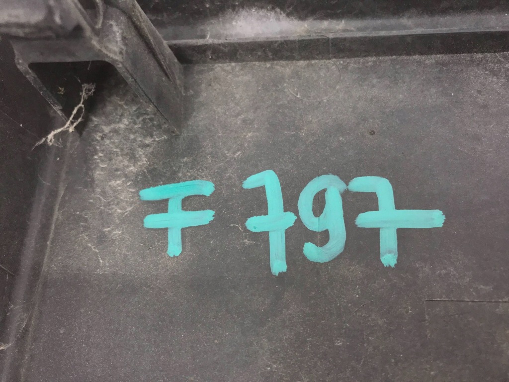 Toyota land cruiser j150 кронштейн рамка основа номерного знака 5211460210 Зі Шроту