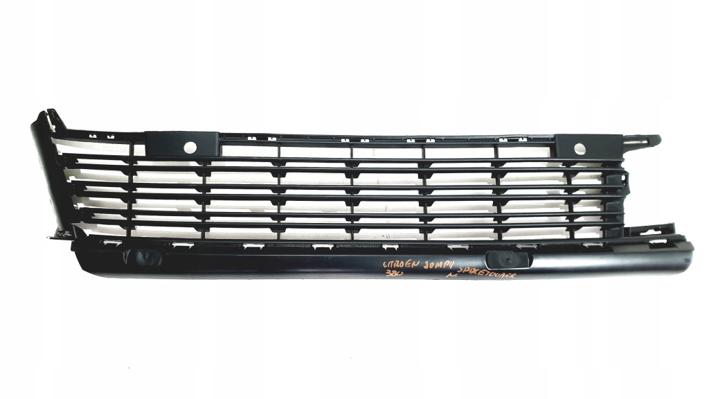 фото №1, Решётка решётка радиатора citroen jumpy spacetourer 9811718677
