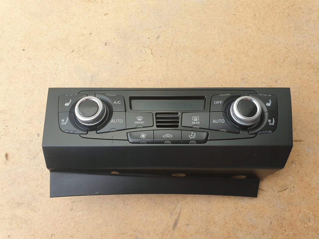 фото №1, Панель кондиционера audi a5 8k1820043bc