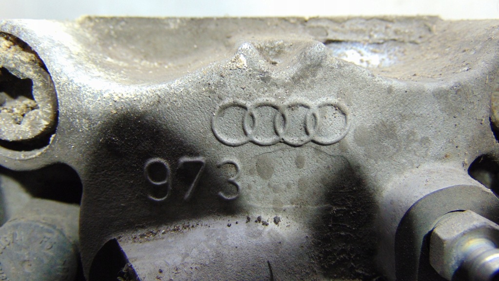 фото №4, Audi a6 c6 2.7 супорт гальмівний лівий перед