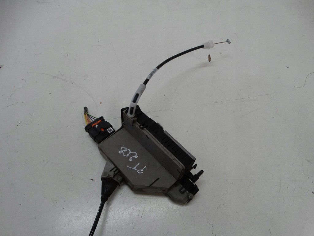 фото №6, Замок дверь+ ручка внутренний. правый задняя peugeot 208