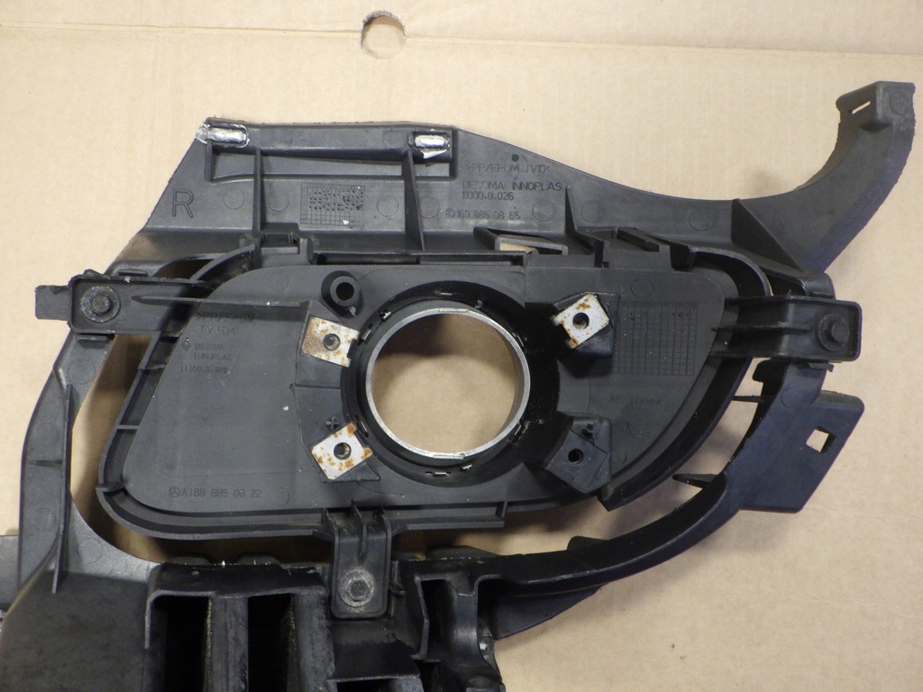 фото №8, Кронштейн противотуманной фары правое mercedes w169 a1698850865