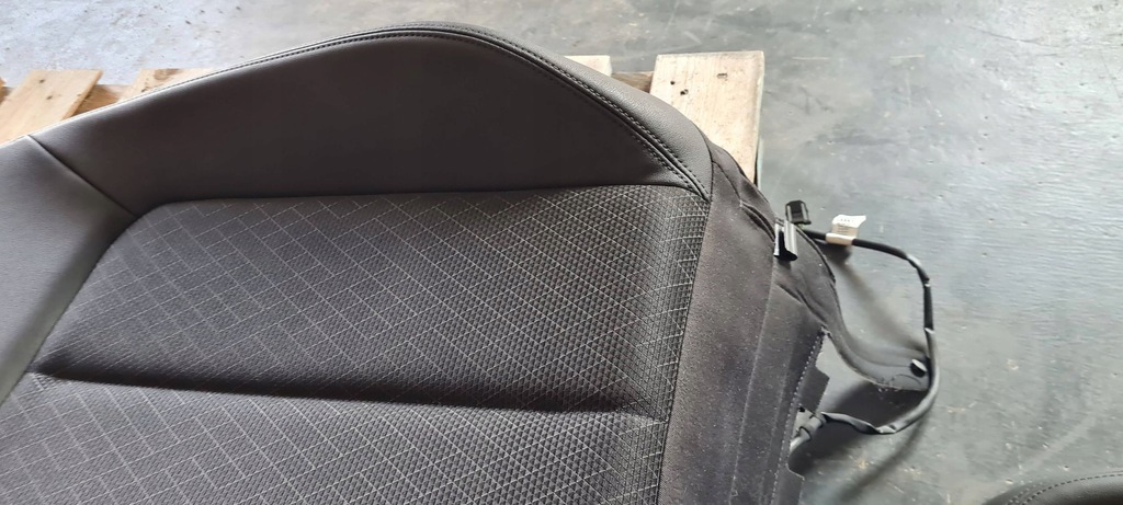 фото №12, A6 c8 4k кожа обшивка сиденье материал левая левый перед подогрев a7 4k