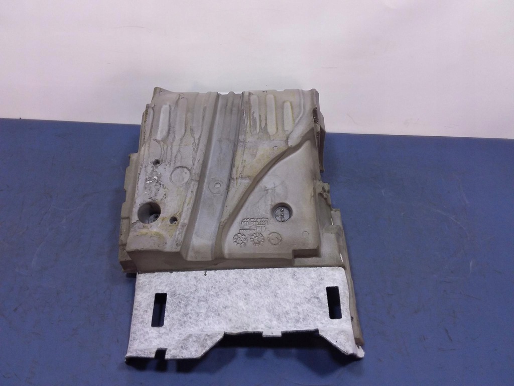 фото №4, Opel insignia b обшивка підлога пасажира eu