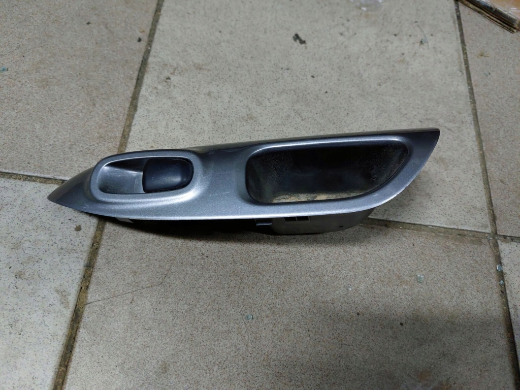 фото №1, Панель дверь стекло задняя левая juke 10-2014