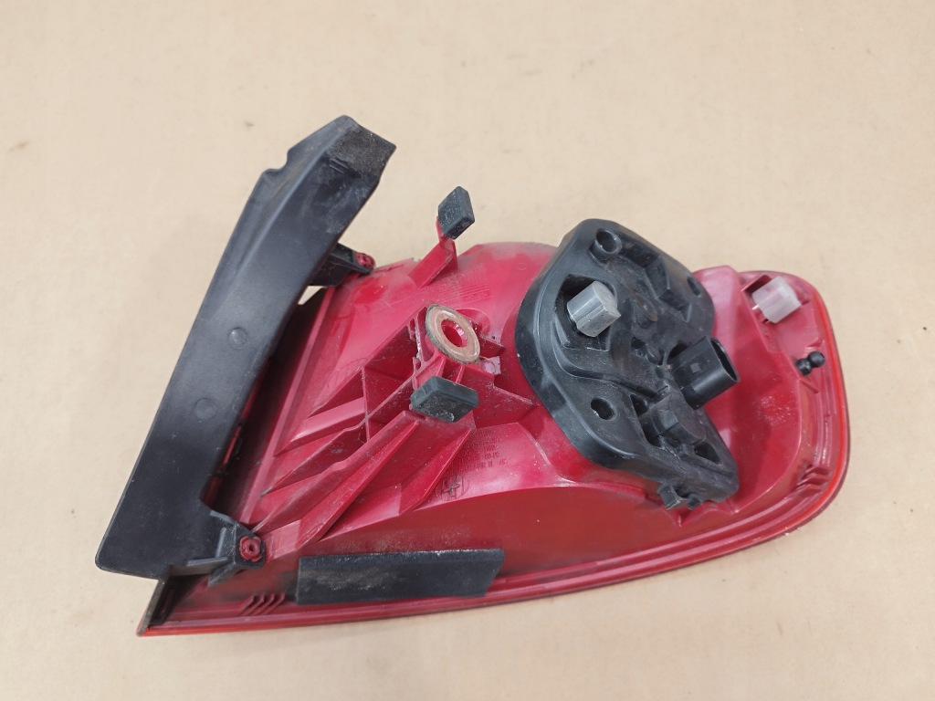 Лампа w крыло левая задняя audi a4 b8 s-line sedan 2008-2011 led Киев