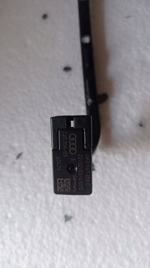 фото №6, Лампа салона audi a6 c8 левый задняя 4k0947355