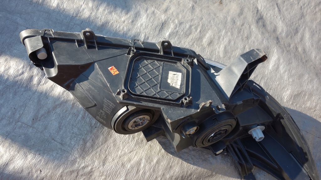 фото №11, Toyota sienna 2011- фара лампа перед ліва