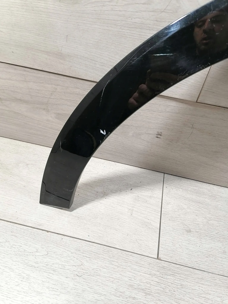 фото №10, Audi q3 молдинг крыло правый задняя 83a853818a