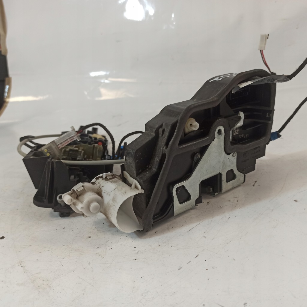 фото №6, Bmw x4 f26 замок дверь подсветка ручка левый перед 7318411 7473683