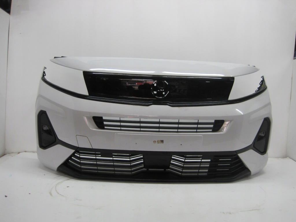 фото №1, Бампер opel combo e 23r перед передний