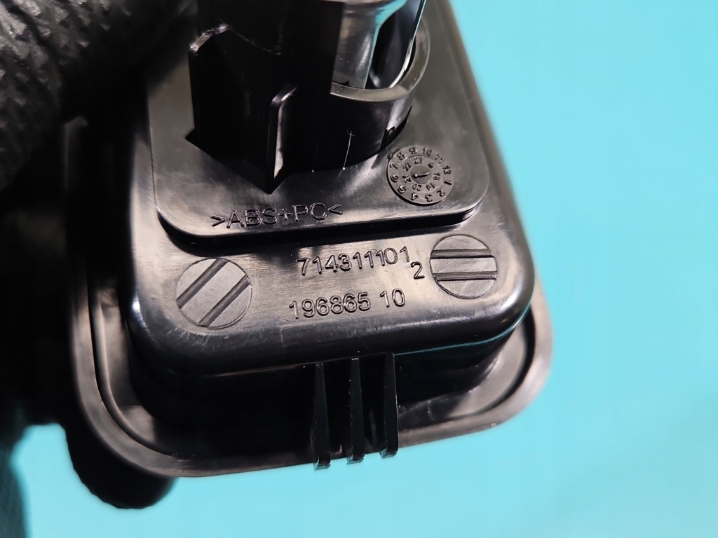 фото №6, Разъём прикуривателя bmw ix3 g08 7143111