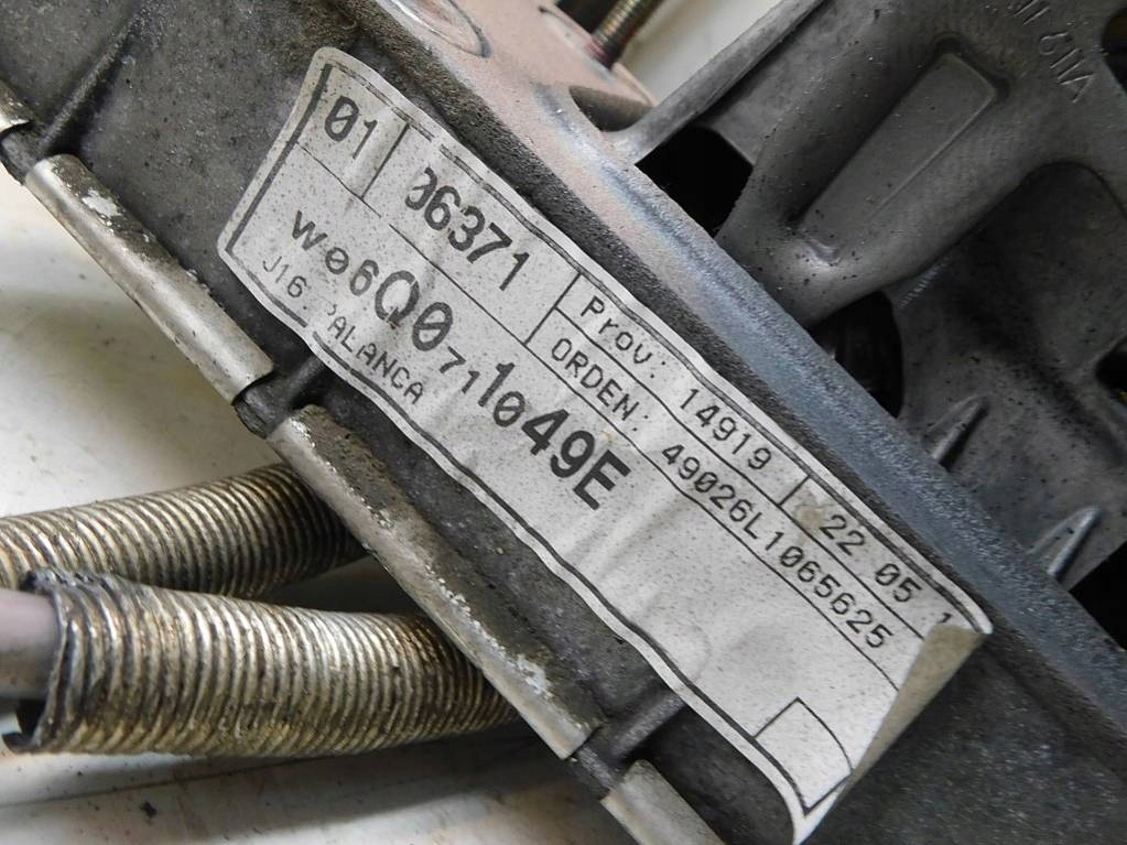 фото №8, Seat ibiza iii 1.2 2002r домкрат тросы передач