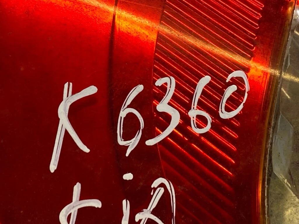 фото №10, Kia rio 2012 права сторона лампа задня