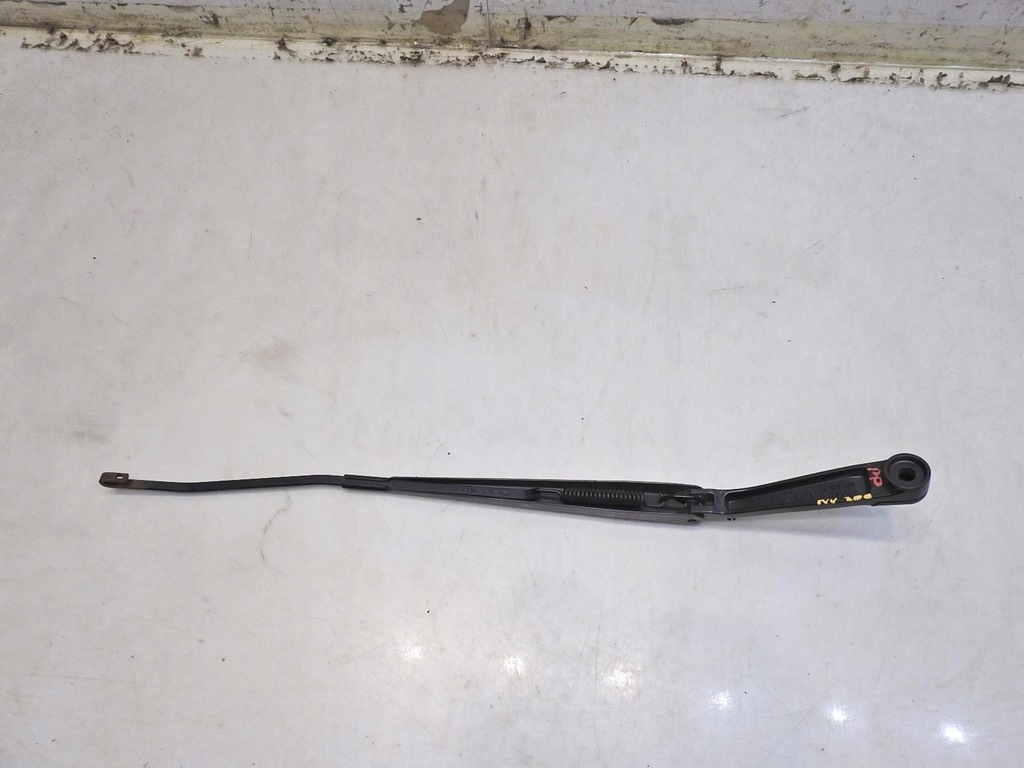 фото №5, Рычаг дворники правое nissan nv200