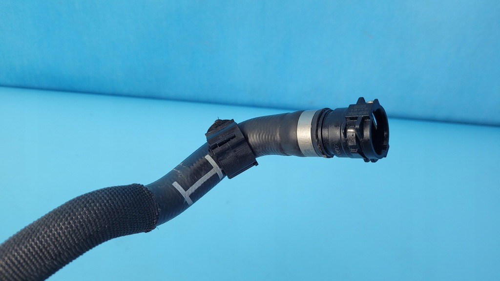 фото №10, Bmw x1 u11 sdrive18i 23r wąż шланг wody 8832953