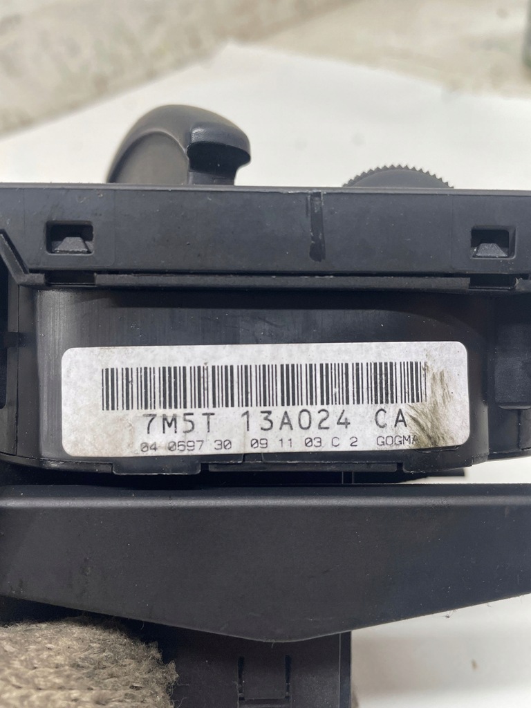 фото №6, Ford focus 2009 панелі керування, перемикачі