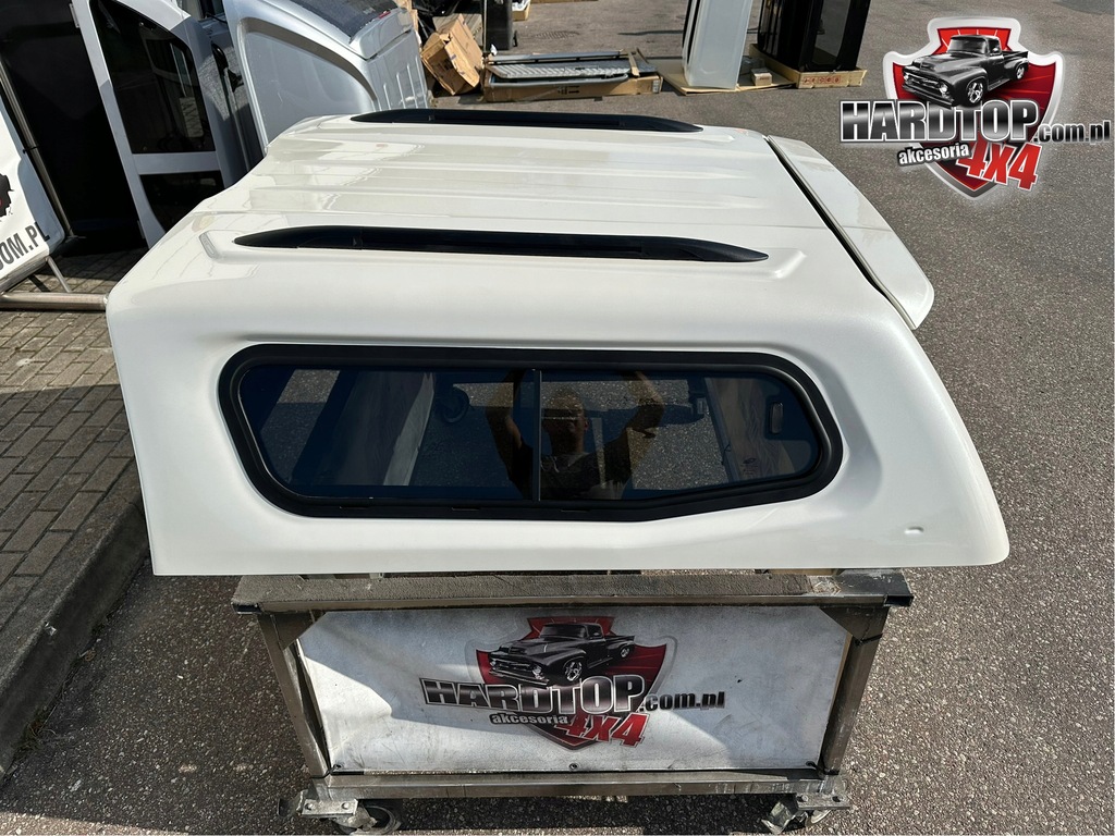 фото №5, Обшивка isuzu d-max hardtop 2020+ na pakę скло