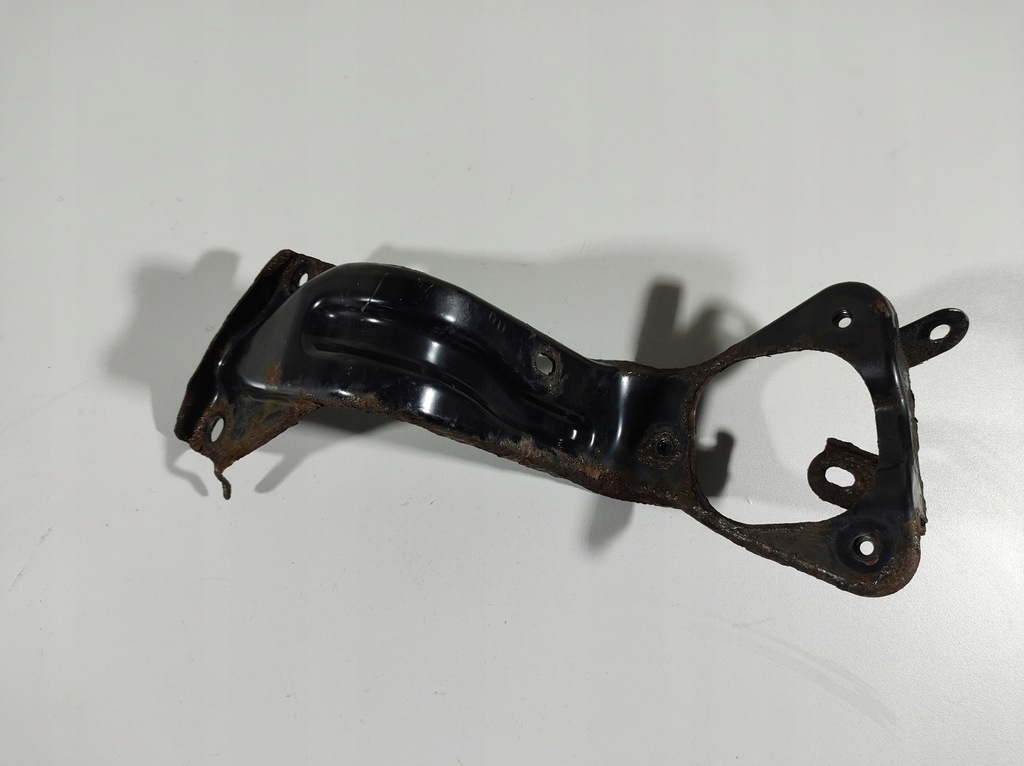 фото №1, Lexus is300h 13r кронштейн кронштейн