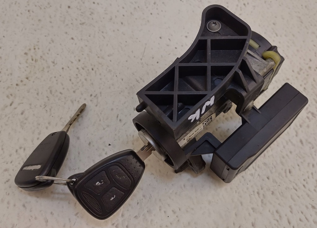 фото №8, Jeep grand cherokee 3 iii wk 04-10 замок зажигания ключ pilot 56054004ad