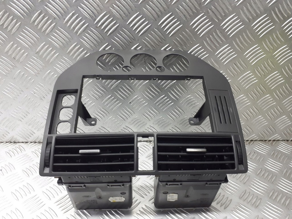 фото №1, Решётка средняя обдув рамка радио ford c-max