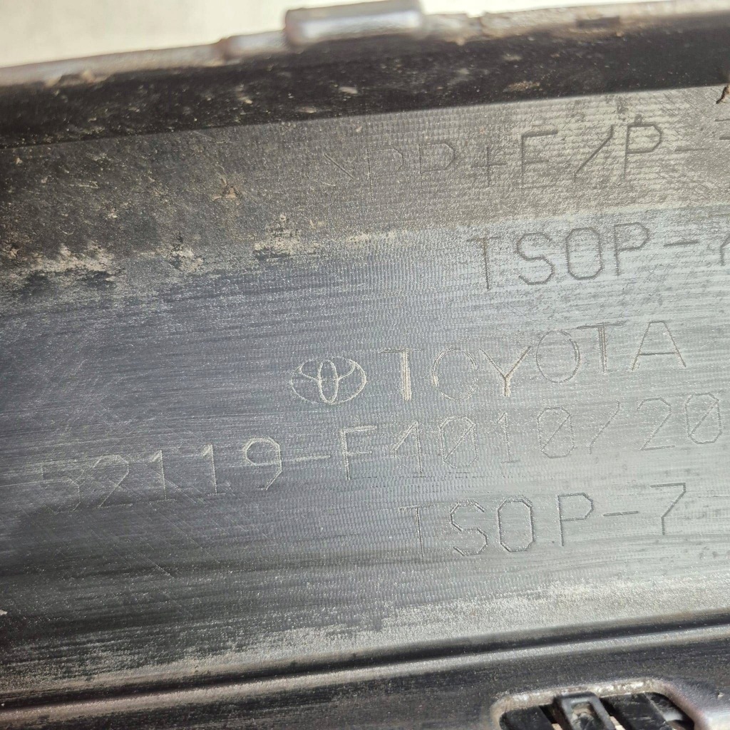 фото №8, Toyota c-hr i 1 16-19 бампер перед передний 6xpdc