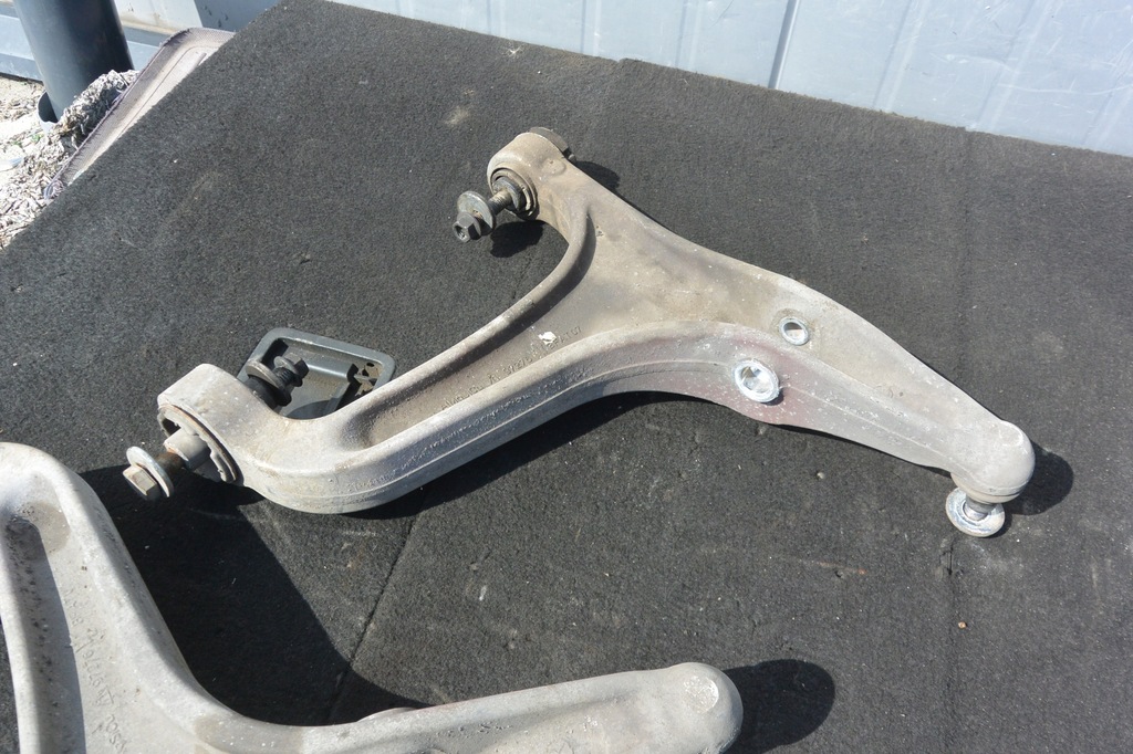 фото №11, Maserati ghibli iii quattroporte vi важіль перед нижній лівий