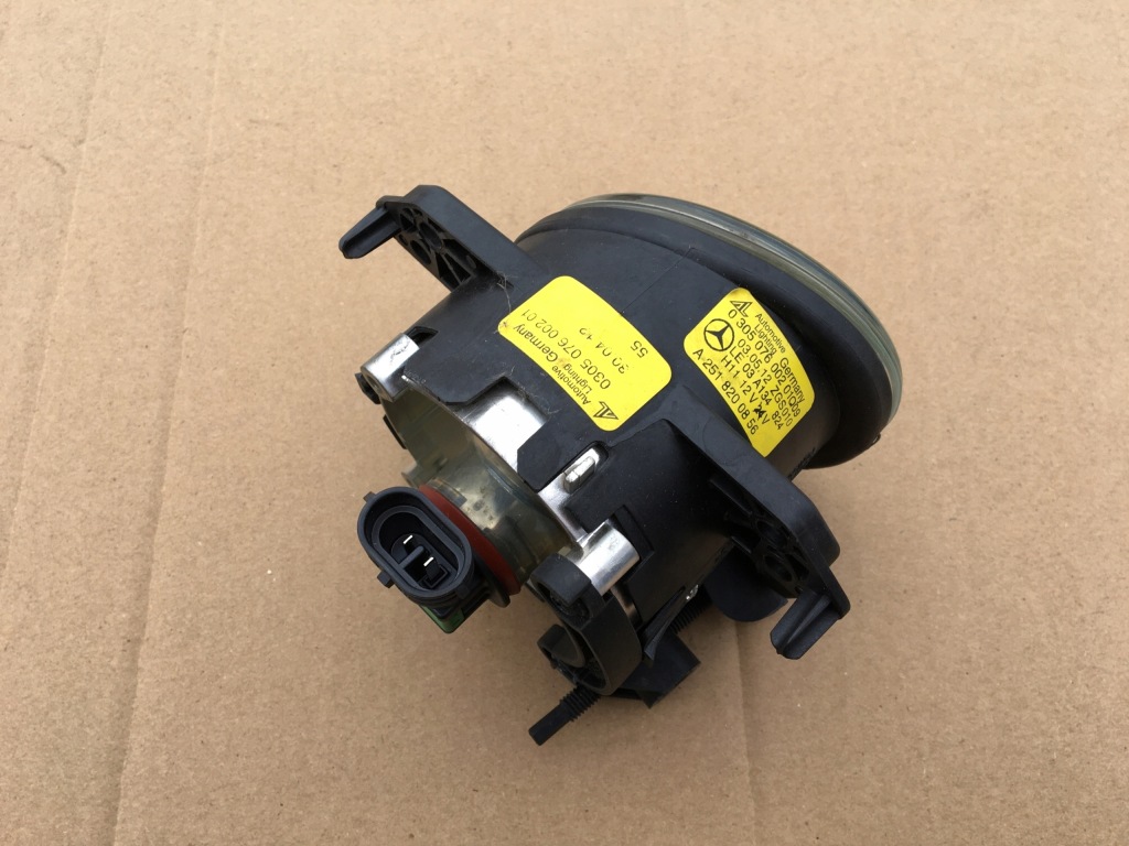 Противотуманная фара правый 0305076002 mercedes a w169 ideał Цена