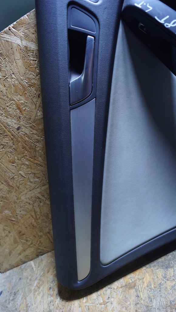 фото №8, Обшивка дверь левый задняя audi a5 s5 8t кожа