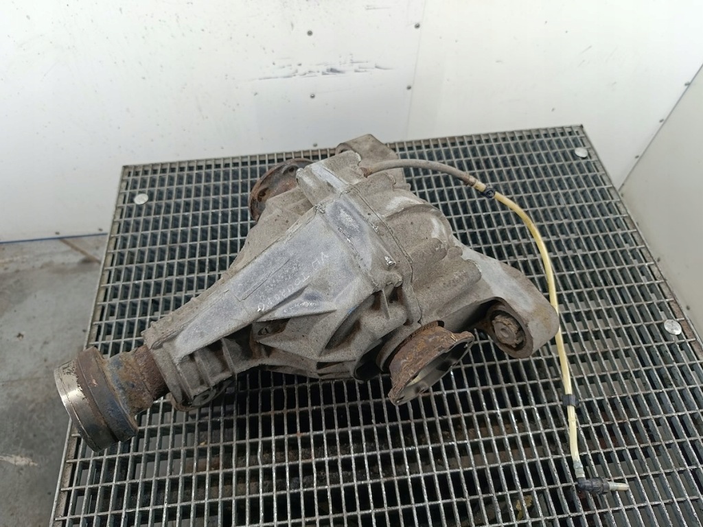 Купити Диференціал задній vw touareg 1 agt 0ac525015g 5.0 tdi