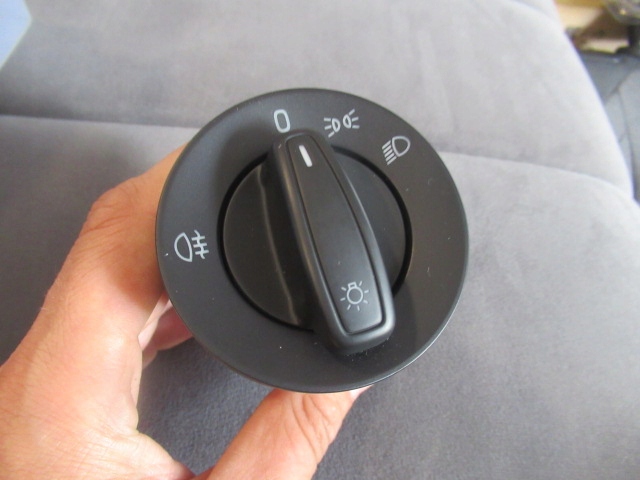 фото №1, Переключатель выключатель света skoda rapid 6ja941531d оригинал