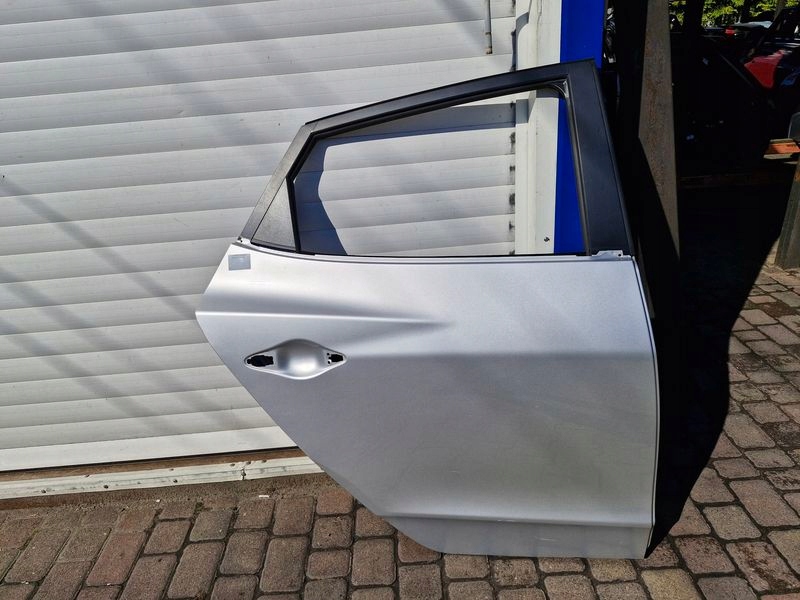 фото №7, Hyundai ix35 дверь правый задняя правое задние rah