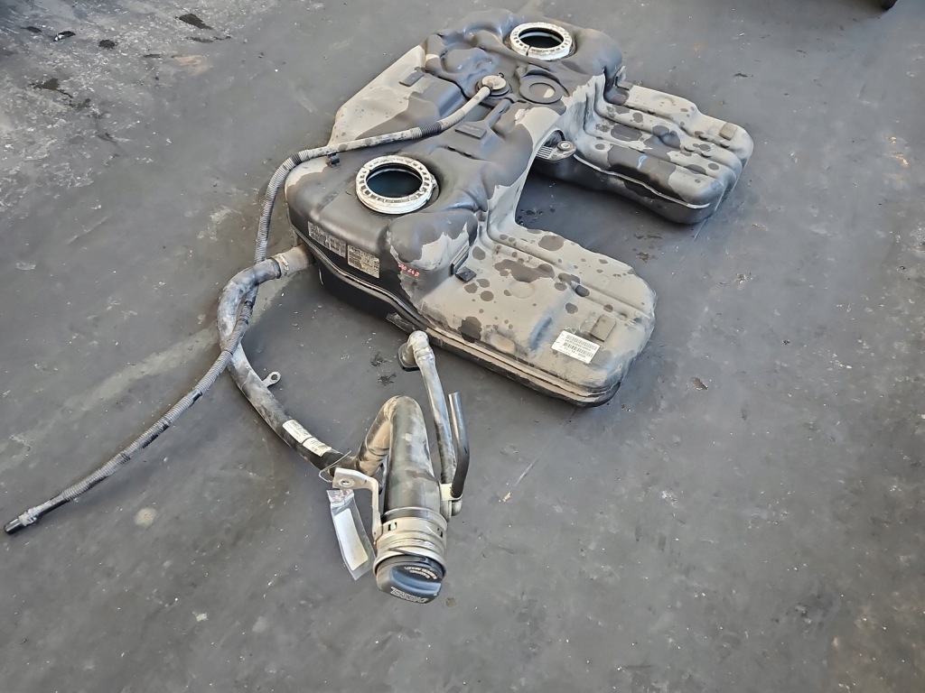 Купить Бак топлива bak bmw x6 e71 3.0d