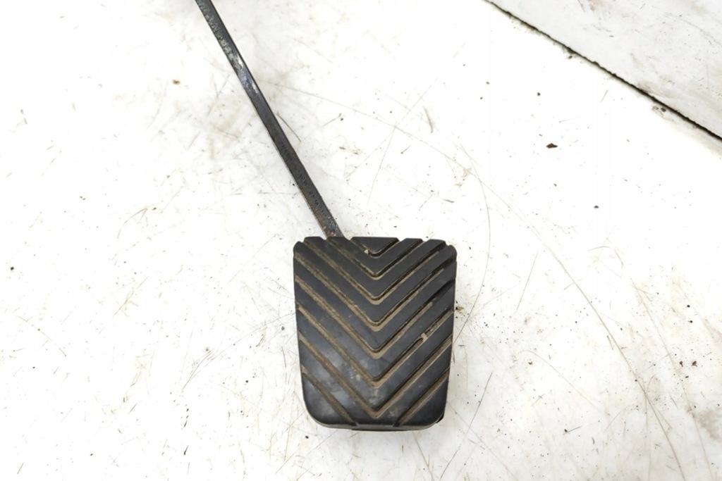 фото №7, Педаль зчеплення hyundai sonata v nf 9384038000 2.0l дизель 103kw 2006