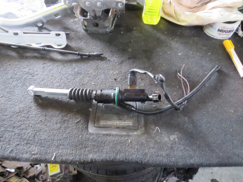 фото №1, Цилиндр сцепления 9812924680 peugeot citroen