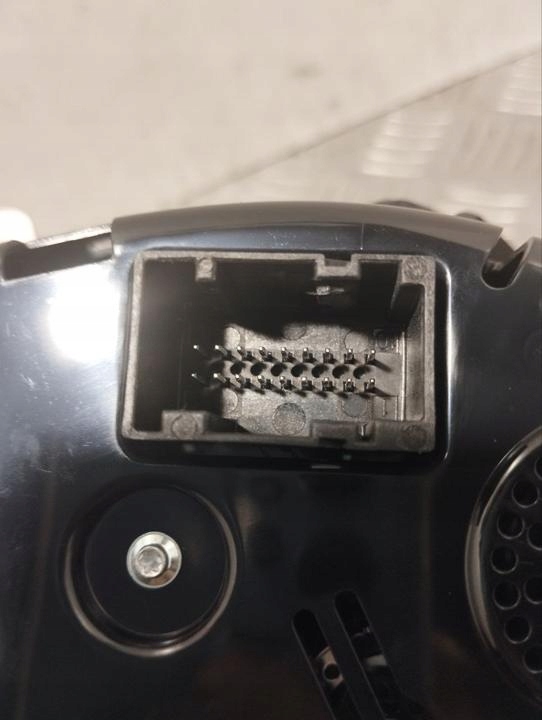 фото №9, Maserati levante 2019 счетчик / спидометр 670105579