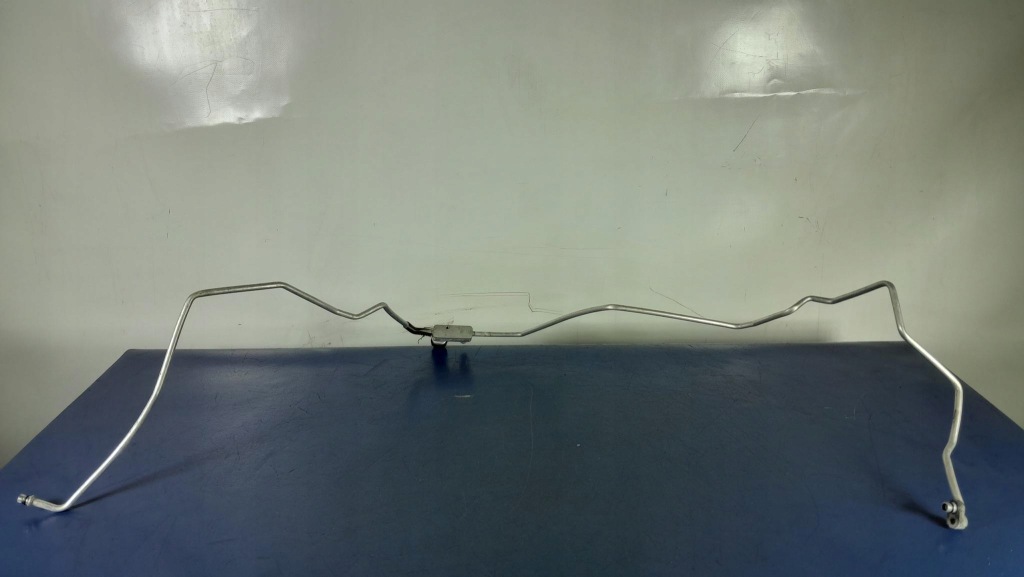 фото №2, Toyota auris ii 1.6 шланг кондиционера